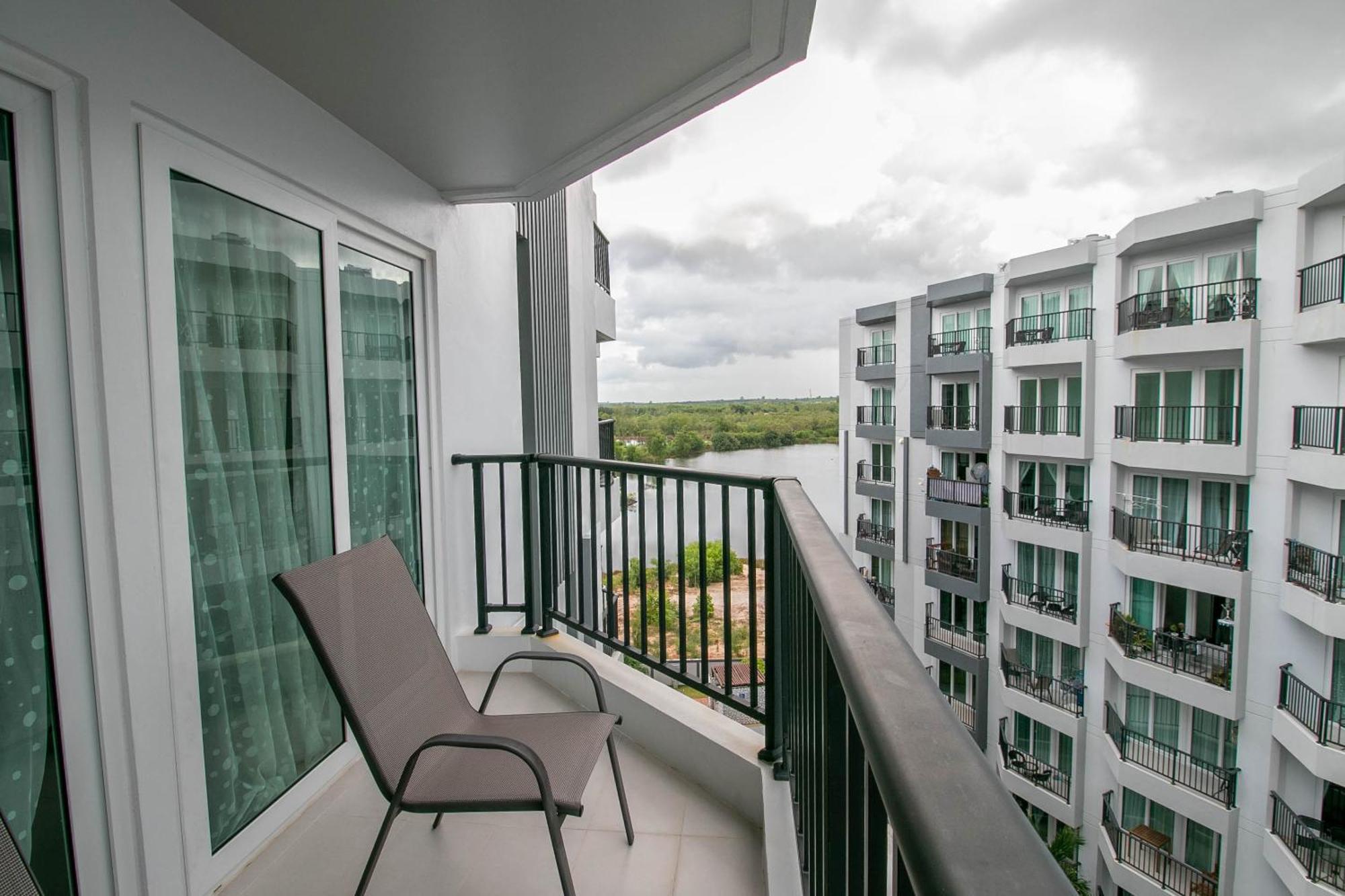 Ban Tha Fat Mantra Beach Condominium Suite - Mae Phim מראה חיצוני תמונה